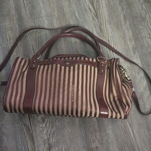 VUNTAGE Elegant Striped Burgundy and Tan Shoulder Bag